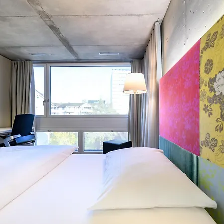 HOTEL APART - Welcoming l Urban Feel l Design-3